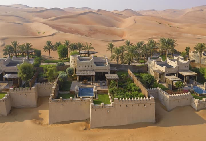 Qasr Al Sarab Desert Resort by Anantara