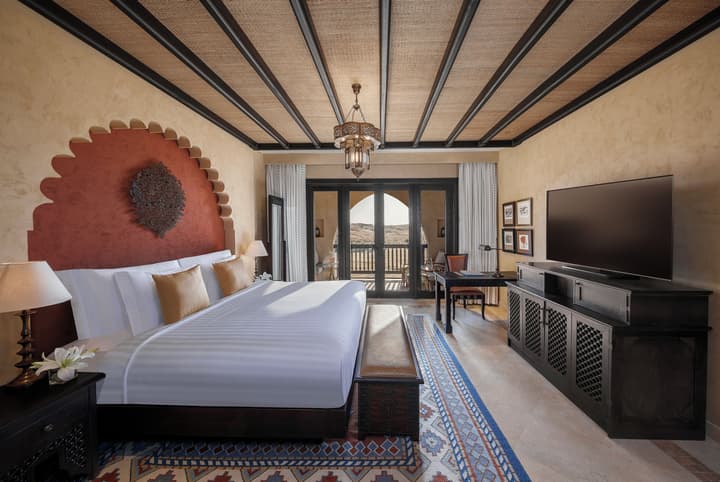 Qasr Al Sarab Desert Resort by Anantara