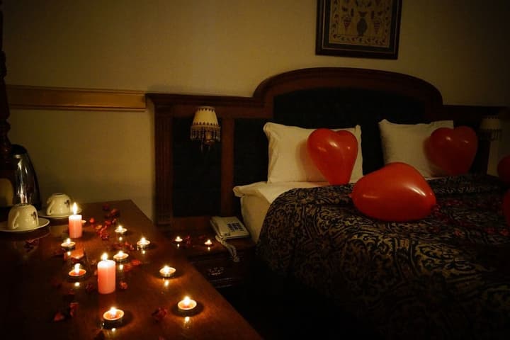 Aruna Hotel