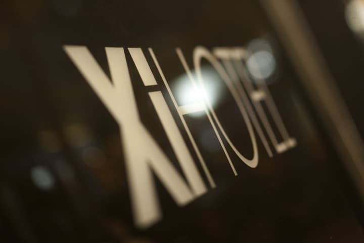 Xi Hotel