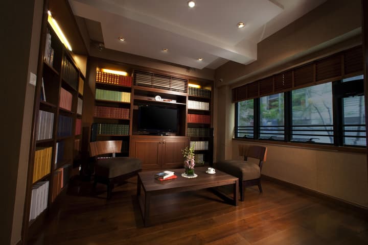 Xi Hotel
