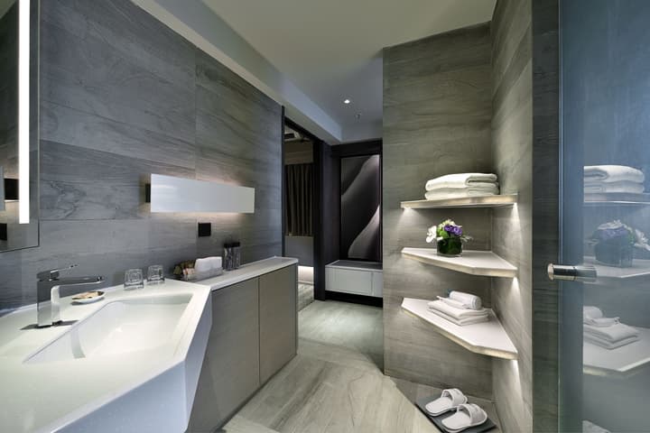 Xi Hotel