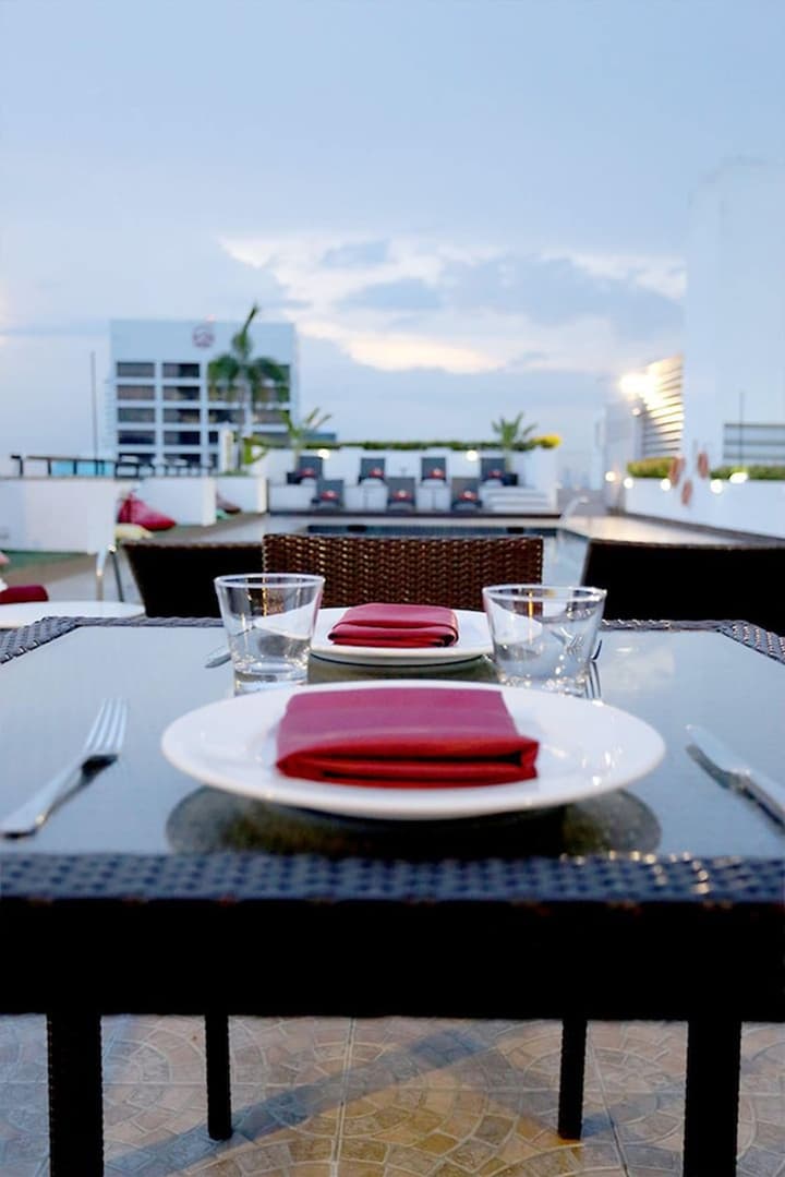 Furama Silom Bangkok Hotel