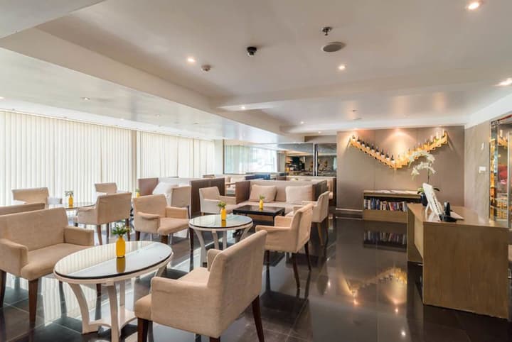 Furama Silom Bangkok Hotel