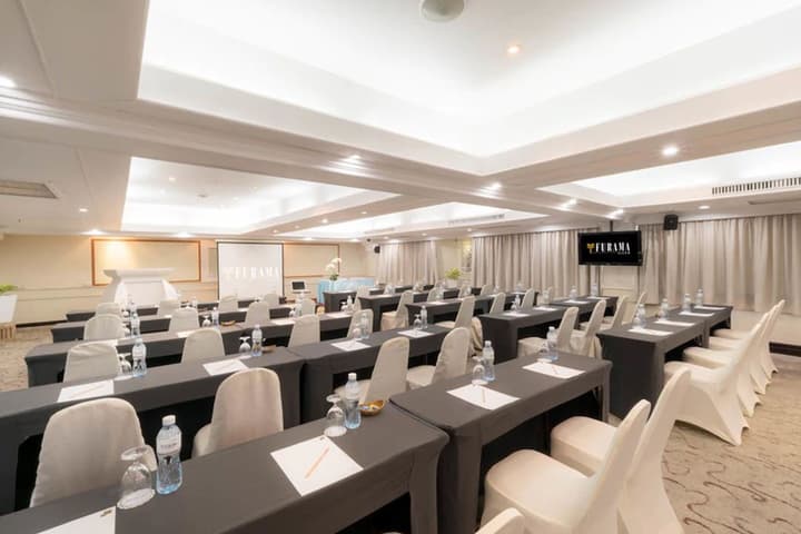 Furama Silom Bangkok Hotel