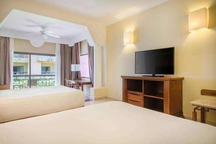 Iberostar Selection Paraíso Maya Suites - All Inclusive
