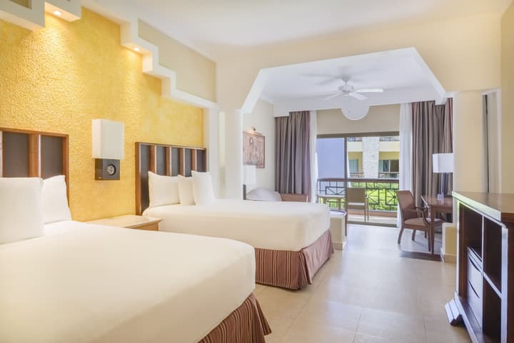 Iberostar Selection Paraíso Maya Suites - All Inclusive