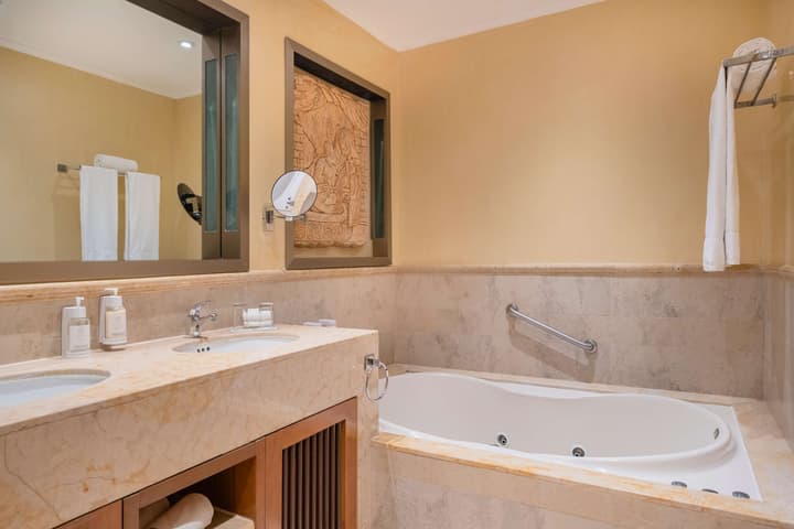 Iberostar Selection Paraíso Maya Suites - All Inclusive