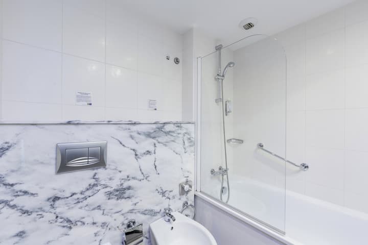 Holiday Inn Express Lisbon Airport by IHG