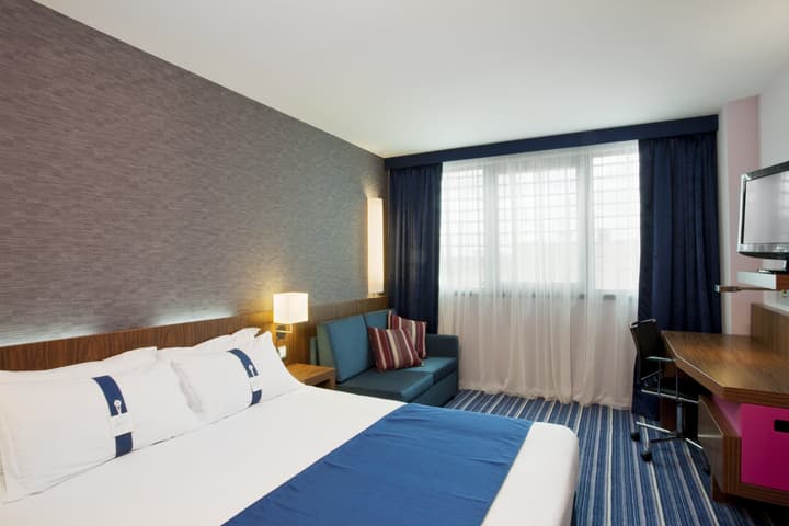 Holiday Inn Express Lisbon Airport by IHG