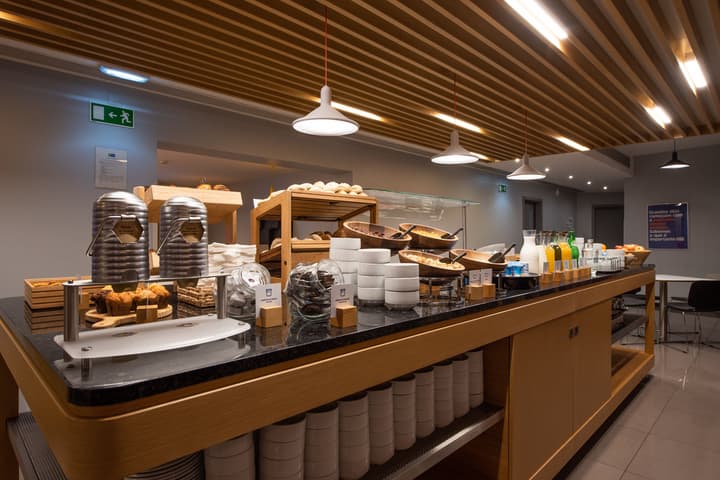 Holiday Inn Express Lisbon Airport by IHG