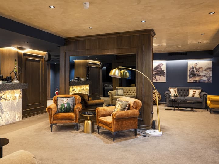 Premier Luxury Mountain Resort