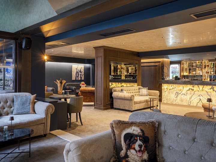 Premier Luxury Mountain Resort