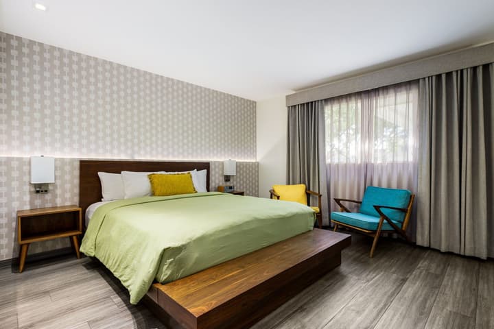The Skylark a Palm Springs Hotel