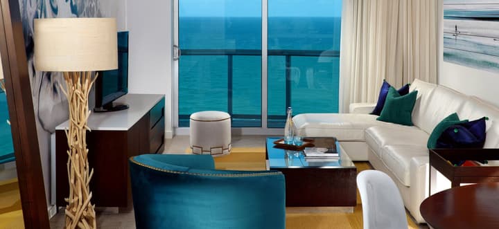 Solé Miami, A Noble House Resort