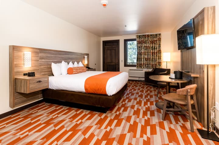 Maswik Lodge - Inside the Park