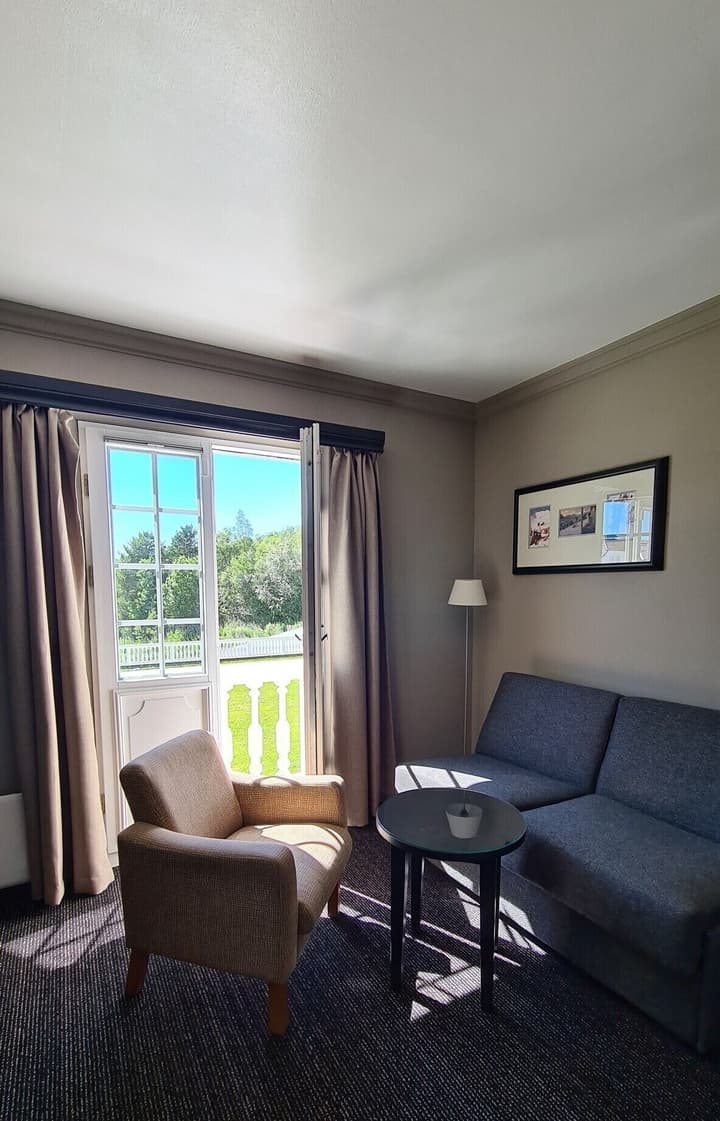 Dr. Holms Hotel