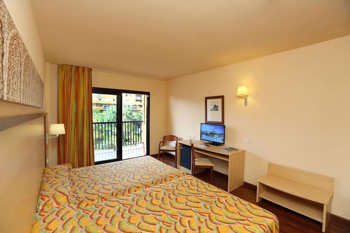 Best Alcazar (Hotel & Apartments)