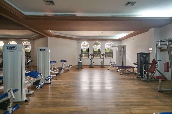 Best Alcazar (Hotel & Apartments)