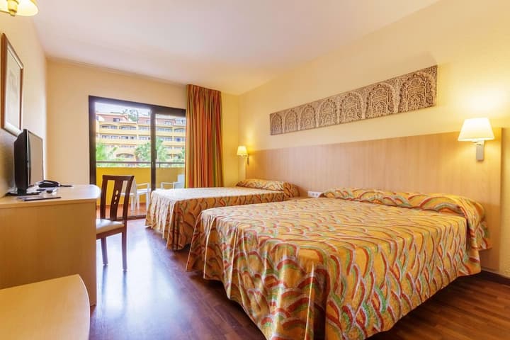 Best Alcazar (Hotel & Apartments)