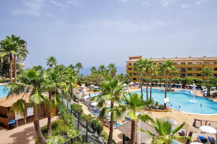 Best Alcazar (Hotel & Apartments)