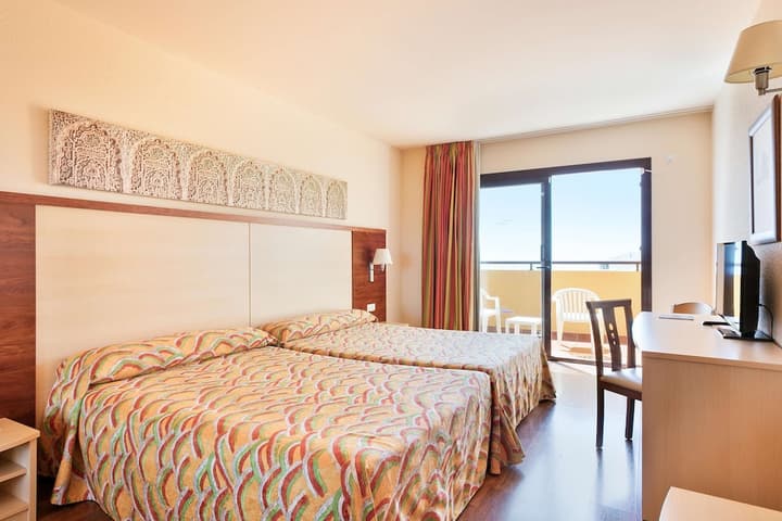 Best Alcazar (Hotel & Apartments)