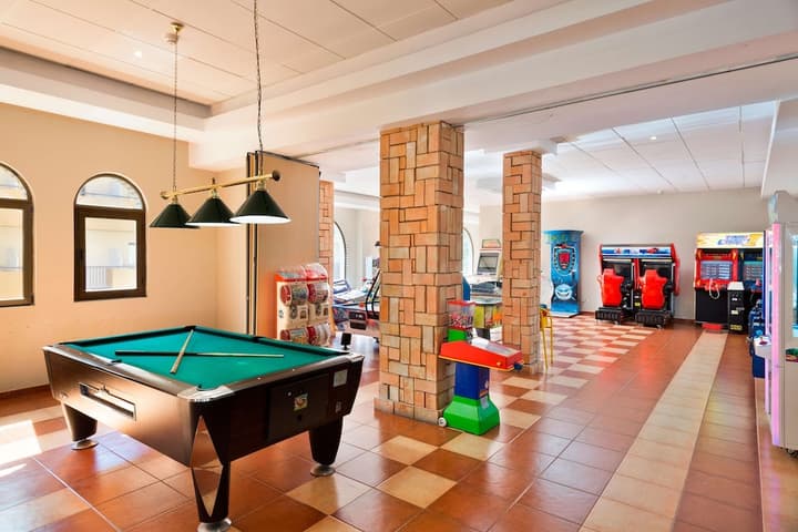 Best Alcazar (Hotel & Apartments)