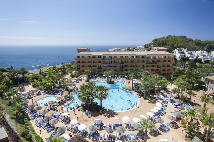 Best Alcazar (Hotel & Apartments)