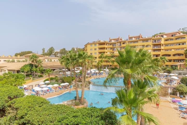 Best Alcazar (Hotel & Apartments)