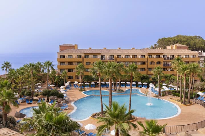 Best Alcazar (Hotel & Apartments)