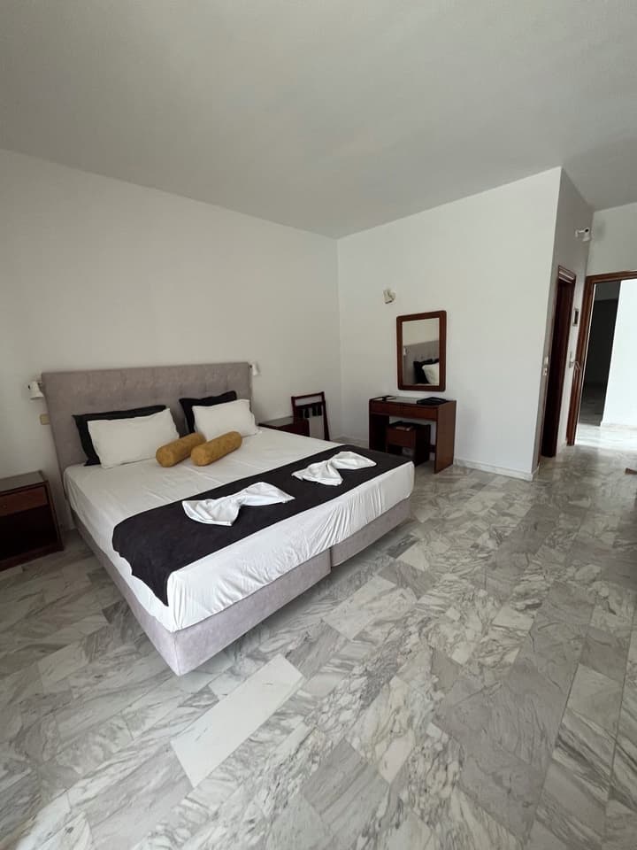 Vlycha Beach Studios & Apartments