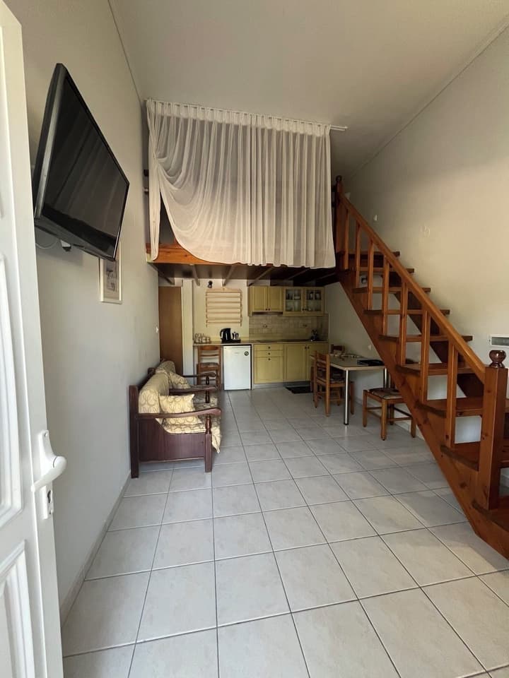 Vlycha Beach Studios & Apartments