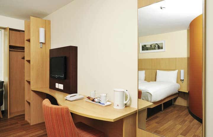 ibis Belfast Queens Quarter
