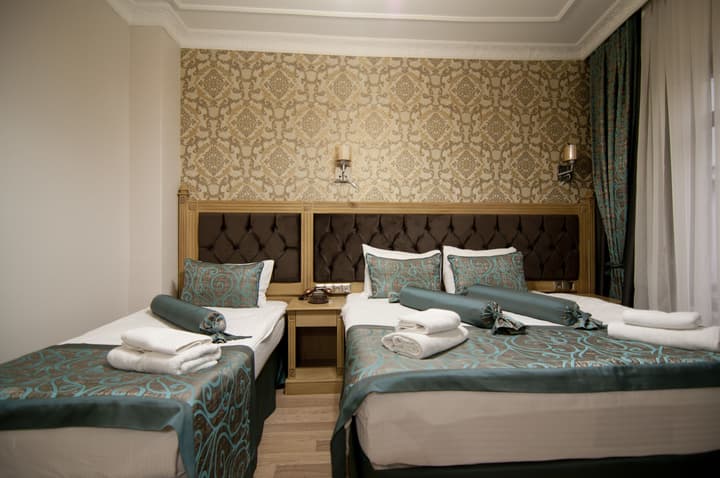 Blue Tuana Hotel