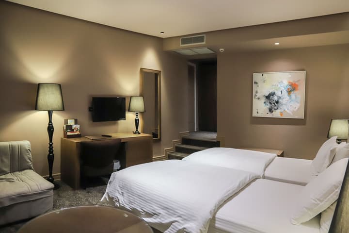 Mondial Hotel