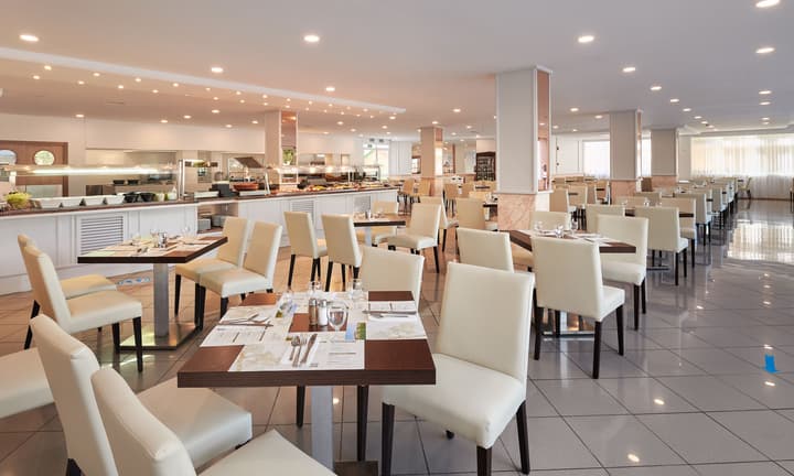 Grupotel Alcudia Suite