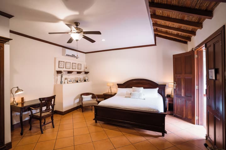 Hotel Plaza Colon