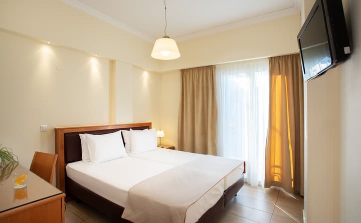 Pantheon City Hotel
