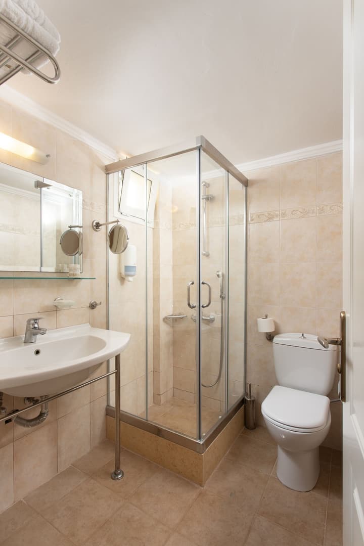 Pantheon City Hotel