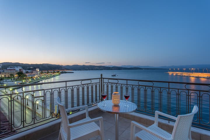 Pantheon City Hotel