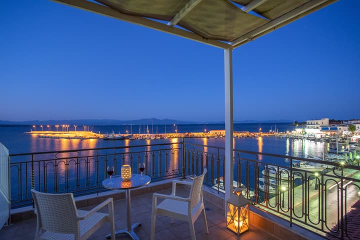 Pantheon City Hotel