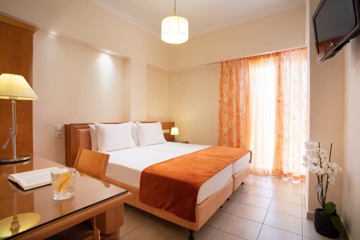Pantheon City Hotel