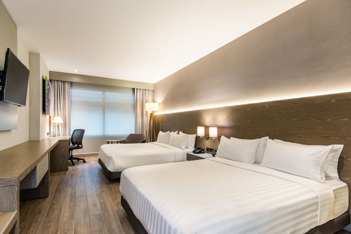 Holiday Inn Express Bogotá - Parque La 93 by IHG