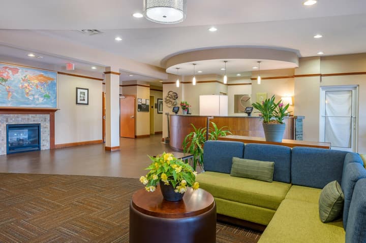 Comfort Suites Urbana Champaign, University Area