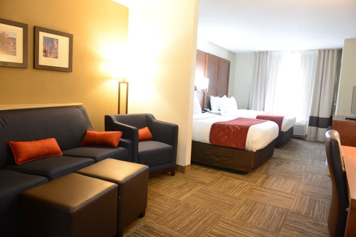 Comfort Suites Urbana Champaign, University Area
