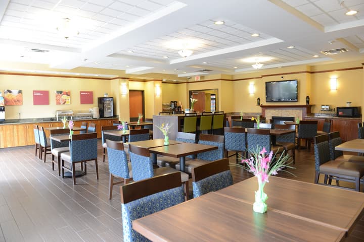 Comfort Suites Urbana Champaign, University Area