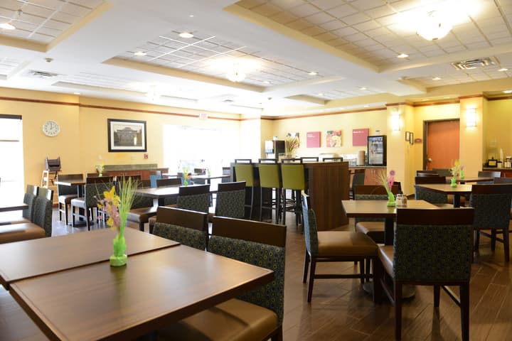 Comfort Suites Urbana Champaign, University Area