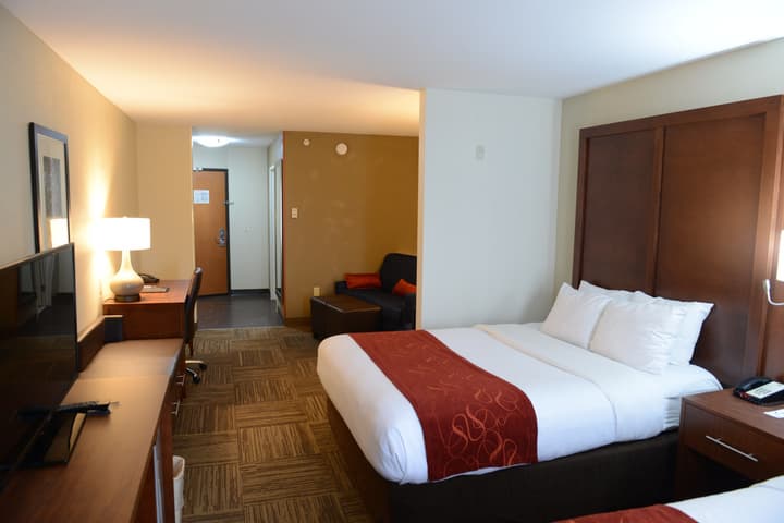 Comfort Suites Urbana Champaign, University Area