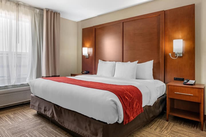 Comfort Suites Urbana Champaign, University Area