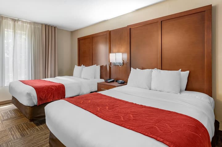 Comfort Suites Urbana Champaign, University Area